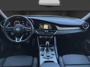 ALFA ROMEO Giulia 2.0 Sprint Q4 AT8