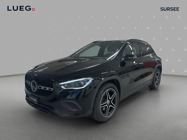 MERCEDES-BENZ GLA 200 Progressive 7G-DCT