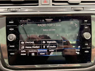VW Tiguan Allspace R-LINE 4MOTION BLACK STYLE *** PANORAMAGLASDACH, 7-SITZER & ANHÄNGEKUPPLUNG***