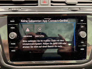 VW Tiguan Allspace R-LINE 4MOTION BLACK STYLE *** PANORAMAGLASDACH, 7-SITZER & ANHÄNGEKUPPLUNG***