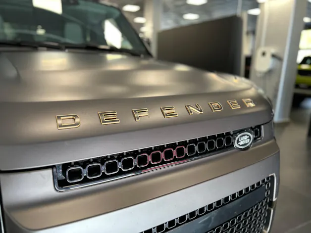 Land Rover Defender 110 635 V8 4.4 Octa AT8