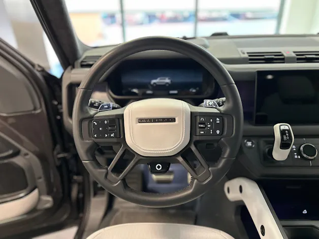 Land Rover Defender 110 635 V8 4.4 Octa AT8