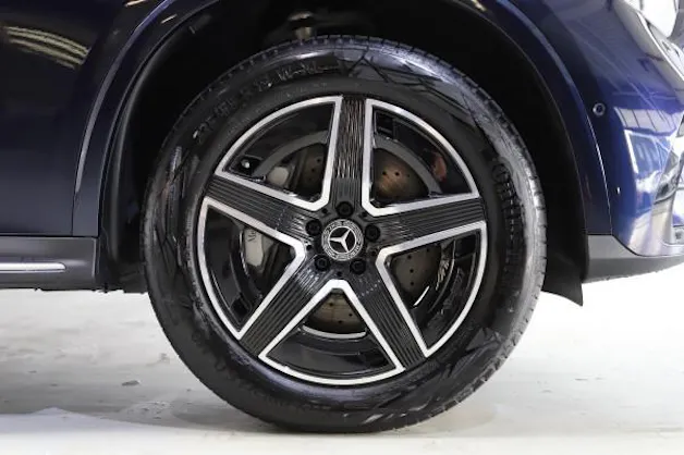 MERCEDES-BENZ GLC 300 e 4M 9G-Tronic