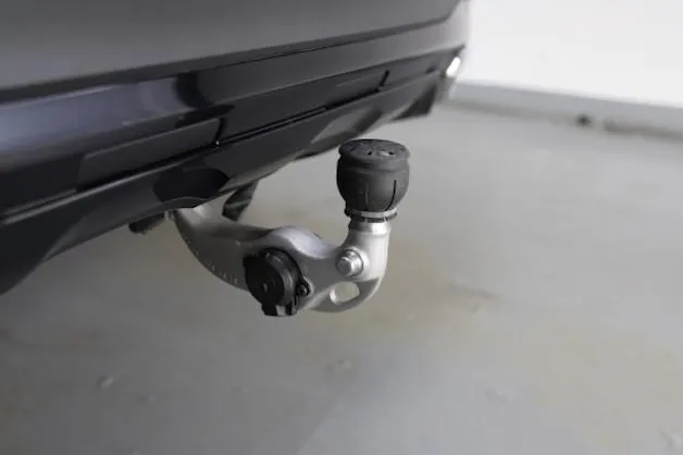 MERCEDES-BENZ GLC 300 e 4M 9G-Tronic