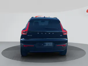 VOLVO XC40 B3 Benzin Mild Hybrid Plus Dark DCT
