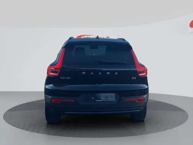 VOLVO XC40 B3 Benzin Mild Hybrid Plus Dark DCT