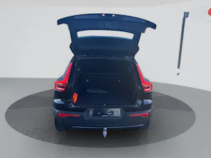 VOLVO XC40 B3 Benzin Mild Hybrid Plus Dark DCT