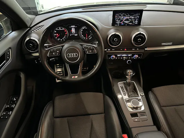 AUDI A3 Sportback 1.5 TFSI S-tronic Sport