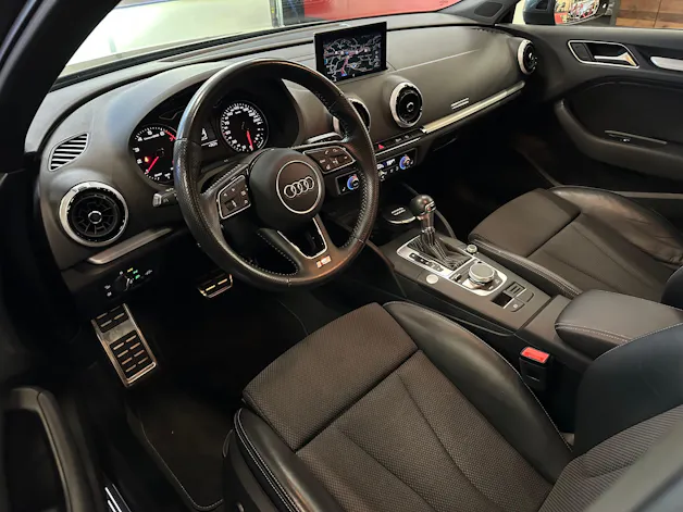 AUDI A3 Sportback 1.5 TFSI S-tronic Sport