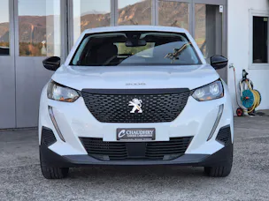 PEUGEOT 2008 1.2 PureTech Active Pack EAT8