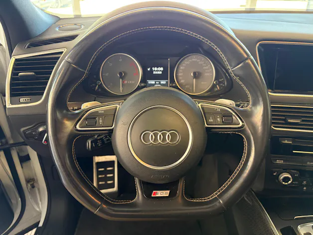 AUDI SQ5 3.0 TDI plus quattro | CH | Panorama | Black Paket | Rautensteppung Leder | DAB | B&O Sound | Kamera |