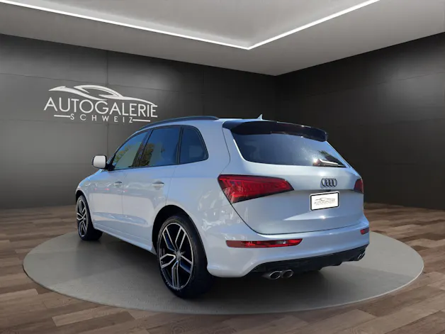 AUDI SQ5 3.0 TDI plus quattro | CH | Panorama | Black Paket | Rautensteppung Leder | DAB | B&O Sound | Kamera |