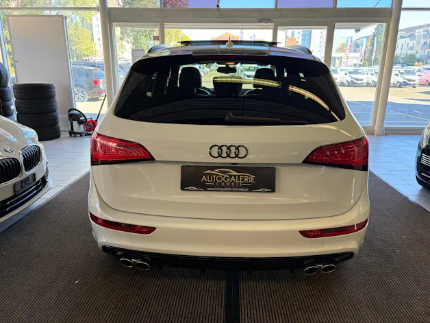 AUDI SQ5 3.0 TDI plus quattro | CH | Panorama | Black Paket | Rautensteppung Leder | DAB | B&O Sound | Kamera |