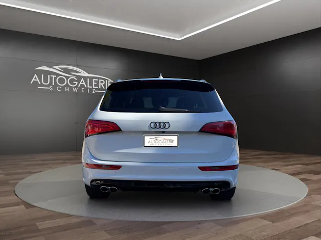 AUDI SQ5 3.0 TDI plus quattro | CH | Panorama | Black Paket | Rautensteppung Leder | DAB | B&O Sound | Kamera |