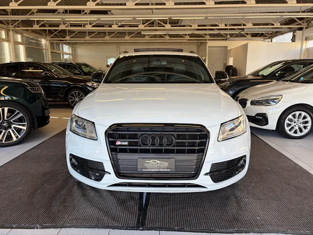 AUDI SQ5 3.0 TDI plus quattro | CH | Panorama | Black Paket | Rautensteppung Leder | DAB | B&O Sound | Kamera |