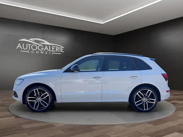 AUDI SQ5 3.0 TDI plus quattro | CH | Panorama | Black Paket | Rautensteppung Leder | DAB | B&O Sound | Kamera |