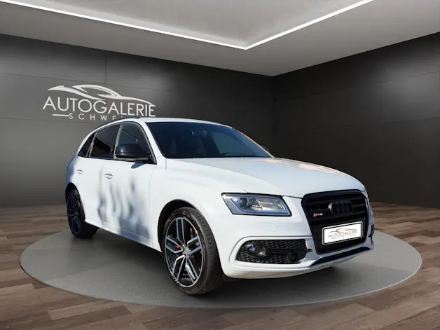 AUDI SQ5 3.0 TDI plus quattro | CH | Panorama | Black Paket | Rautensteppung Leder | DAB | B&O Sound | Kamera |