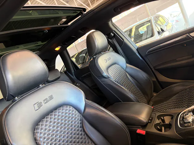 AUDI SQ5 3.0 TDI plus quattro | CH | Panorama | Black Paket | Rautensteppung Leder | DAB | B&O Sound | Kamera |