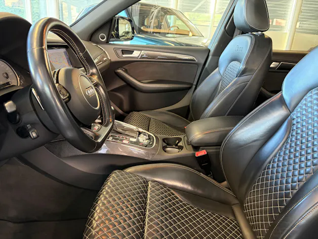 AUDI SQ5 3.0 TDI plus quattro | CH | Panorama | Black Paket | Rautensteppung Leder | DAB | B&O Sound | Kamera |