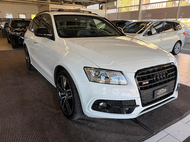 AUDI SQ5 3.0 TDI plus quattro | CH | Panorama | Black Paket | Rautensteppung Leder | DAB | B&O Sound | Kamera |
