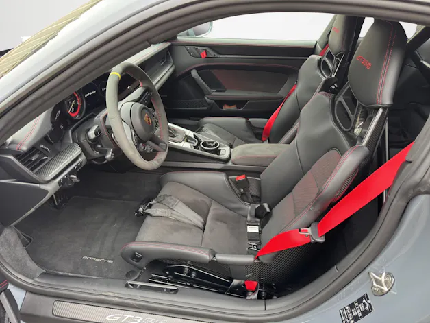PORSCHE 911 Coupé 4.0 GT3 RS PDK