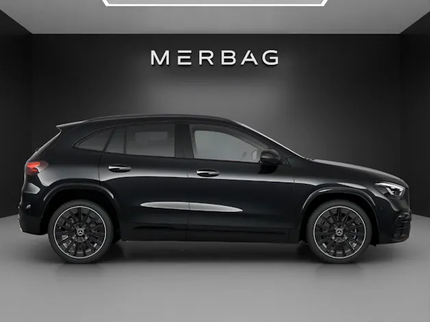 MERCEDES-BENZ GLA 220d 4Matic 8G-DCT