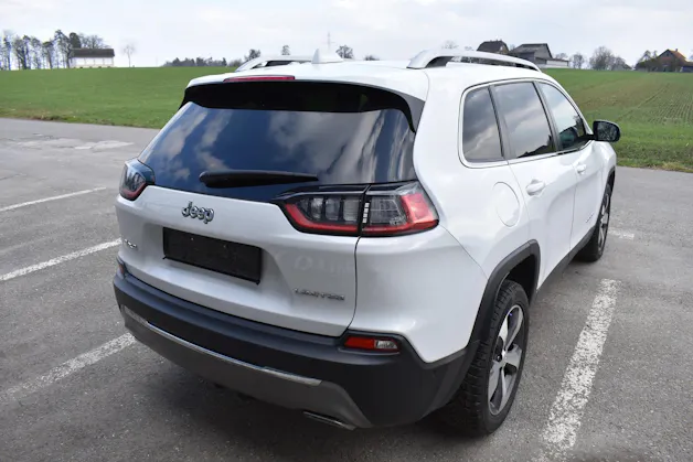 JEEP Cherokee 2.0 Limited AWD Drive I 9ATX mit Anhängerkupplung