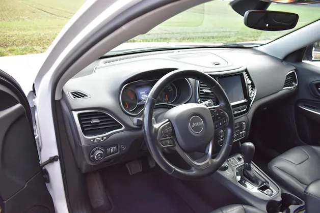 JEEP Cherokee 2.0 Limited AWD Drive I 9ATX mit Anhängerkupplung