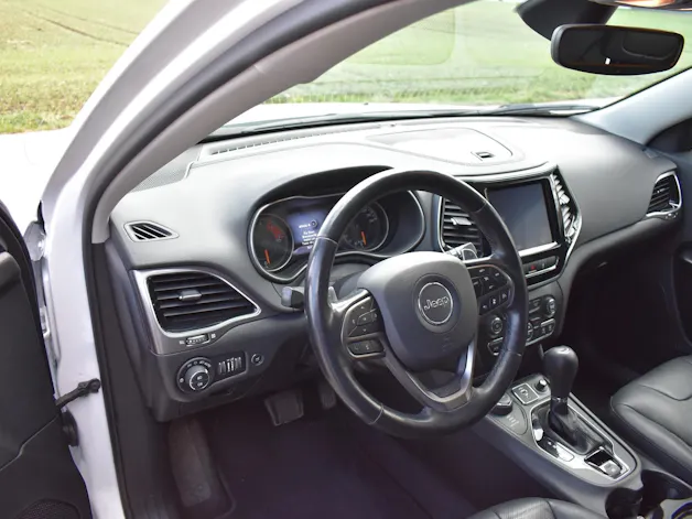 JEEP Cherokee 2.0 Limited AWD Drive I 9ATX mit Anhängerkupplung