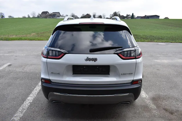 JEEP Cherokee 2.0 Limited AWD Drive I 9ATX mit Anhängerkupplung