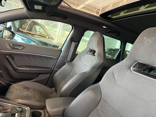 CUPRA Ateca 2.0TSI 4Drive DSG | AHK | PANORAMA | BeatsAudio Sound |