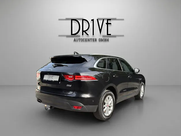 Jaguar F-Pace 2.0d Portfolio AWD Automatik