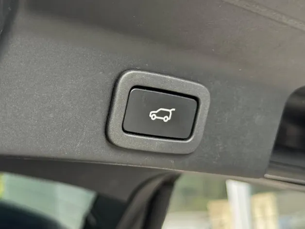 Jaguar F-Pace 2.0d Portfolio AWD Automatik