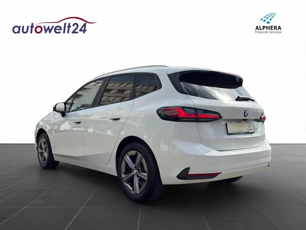 BMW 223d Active Tourer xDrive DKG