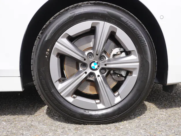 BMW 223d Active Tourer xDrive DKG