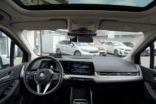 BMW 223d Active Tourer xDrive DKG