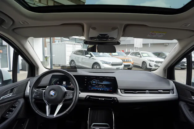 BMW 223d Active Tourer xDrive DKG