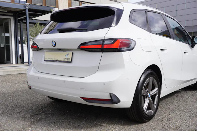 BMW 223d Active Tourer xDrive DKG