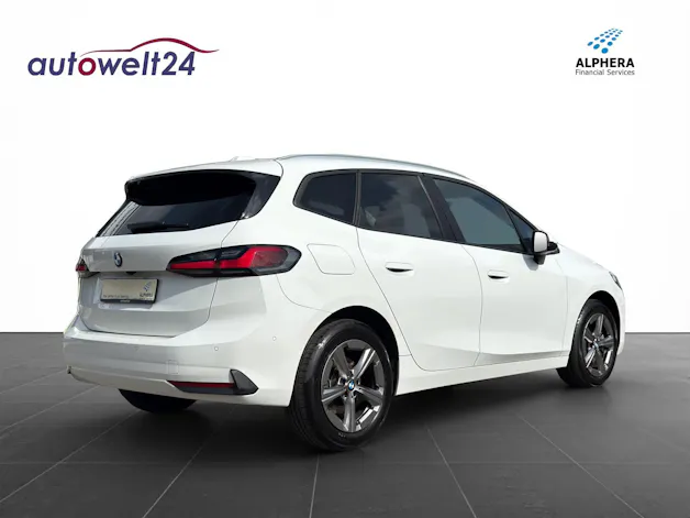 BMW 223d Active Tourer xDrive DKG