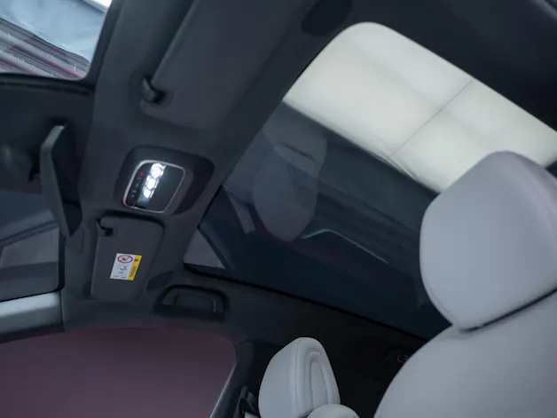 XPENG G6 80kWh Performance AWD / Anhängerkupplung schwenkbar / Panoramadach / 360° Kamera
