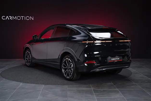 XPENG G6 80kWh Performance AWD / Anhängerkupplung schwenkbar / Panoramadach / 360° Kamera