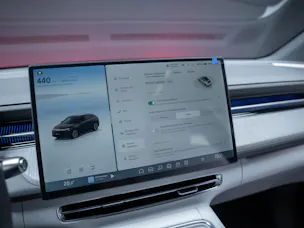 XPENG G6 80kWh Performance AWD / Anhängerkupplung schwenkbar / Panoramadach / 360° Kamera