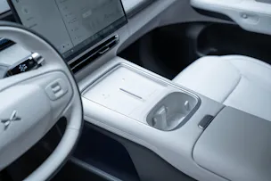 XPENG G6 80kWh Performance AWD / Anhängerkupplung schwenkbar / Panoramadach / 360° Kamera