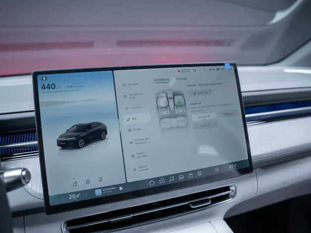 XPENG G6 80kWh Performance AWD / Anhängerkupplung schwenkbar / Panoramadach / 360° Kamera