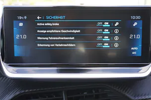 PEUGEOT 208 1.2 PureTech Allure Pack EAT8