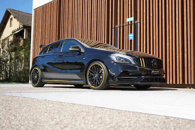 MERCEDES-BENZ A 45 AMG YELLOW NIGHT EDITION 4MATIC 7G-DCT l 380 PS