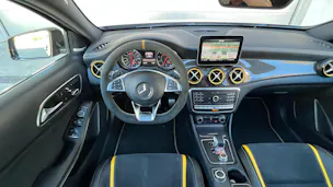 MERCEDES-BENZ A 45 AMG YELLOW NIGHT EDITION 4MATIC 7G-DCT l 380 PS