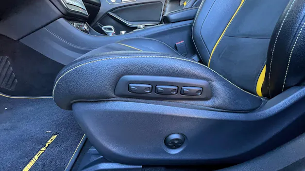 MERCEDES-BENZ A 45 AMG YELLOW NIGHT EDITION 4MATIC 7G-DCT l 380 PS
