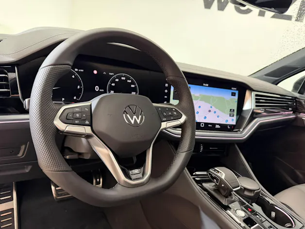VW Touareg 3.0 TDI R-Line Final Edition Tiptronic