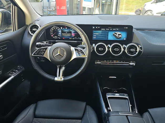 MERCEDES-BENZ B 200 7G-DCT